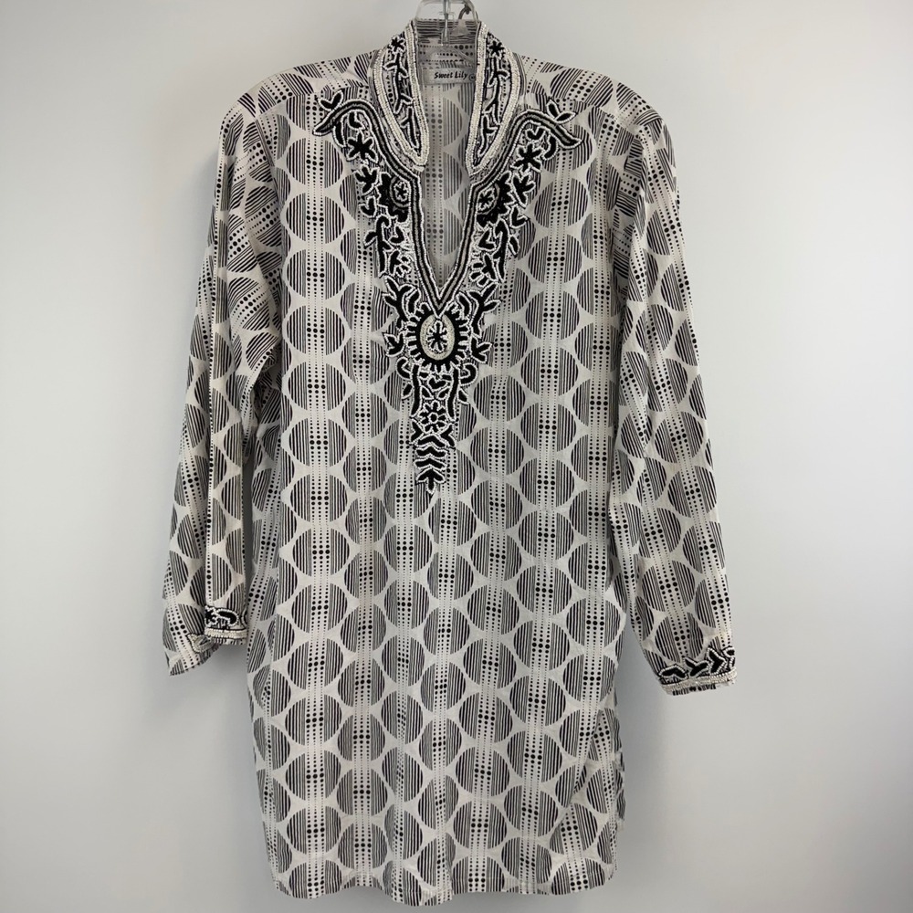 Sweet Lily Tunic Women's XL Black White Beaded Embroidered Cotton Boho